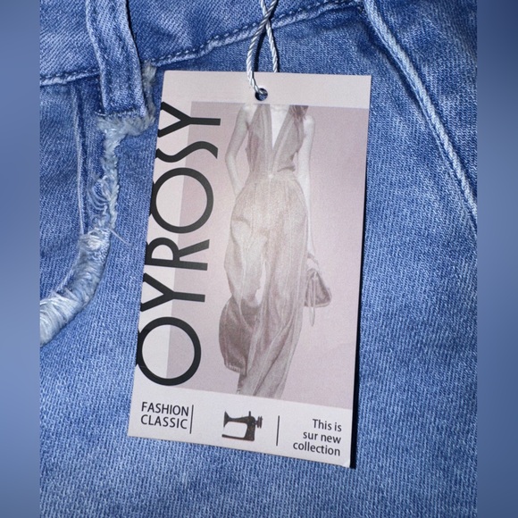 NWT 💙 OYROSY Fringe Distressed Denim Shorts Light Wash Size M - Picture 8 of 12